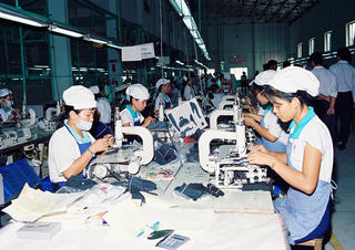 Doanh nghiệp dệt may: Chinh phục thị trường nội