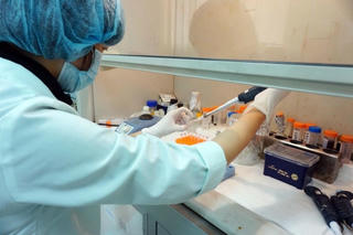 Tranh thủ nguồn lực nước ngoài để sản xuất vaccine