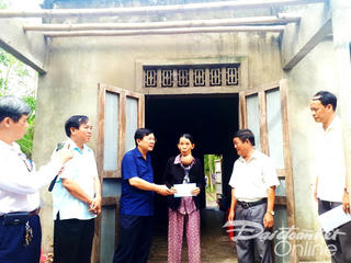 Không lơ là khi bão đã đi qua