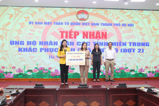 Hà Nội tiếp nhận hơn 14 tỷ đồng ủng hộ đồng bào miền Trung