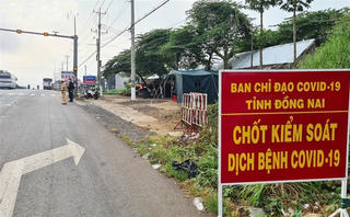 Không ngăn sông, cấm chợ