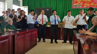 Phó Thủ tướng Phạm Bình Minh tri ân người có công tỉnh Thanh Hóa