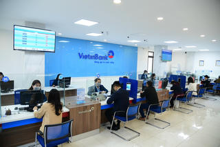 VietinBank tăng cường cung ứng vốn, chú trọng quản trị rủi ro 
