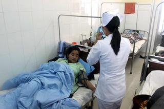 Dừng hoạt động cơ sở bánh mì gây ngộ độc hàng loạt tại Đà Lạt