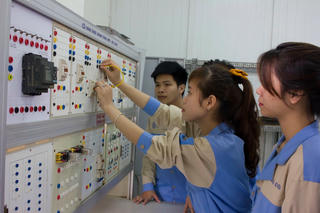 Tuyển sinh nghề trực tuyến lên ngôi