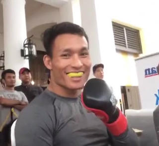 Võ sĩ Việt Nam đầu tiên thi đấu MMA chuyên nghiệp