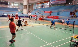 Quy định cơ sở vật chất, trang thiết bị và tập huấn đối với môn Cầu lông