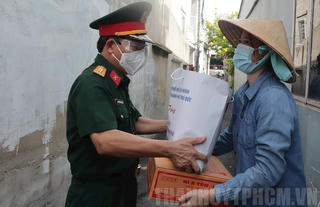 Ấm tình trong đại dịch