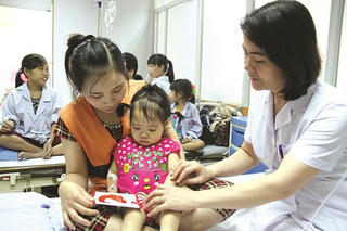 Đào tạo bác sĩ không phải chuyện chơi...