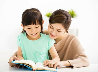 Giáo dục bằng khuyên nhủ: Cần nhưng chưa đủ