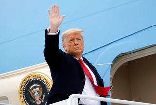 Cố vấn nói cựu Tổng thống Trump 'không có kế hoạch lập đảng mới'