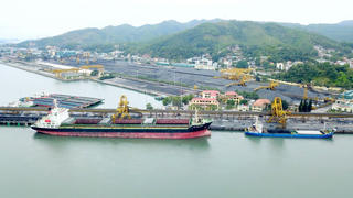 Quảng Ninh: Xuất hơn 26.000 tấn than trong ngày đầu năm mới