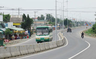 Không dễ thay thế các dự án BOT, BT