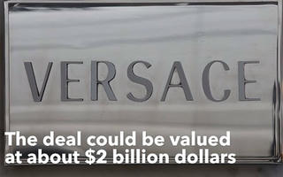 Michael Kors thâu tóm Versace với giá 2,2 tỷ USD
