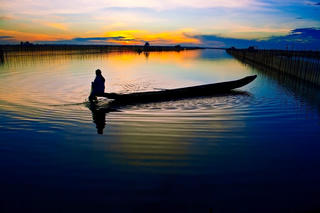 Một ngày trên phá Tam Giang