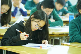 Thi THPT Quốc gia 2019: Giải pháp để chấm thi tự luận khách quan