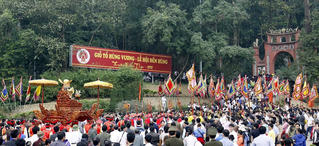 Nhớ về nguồn cội