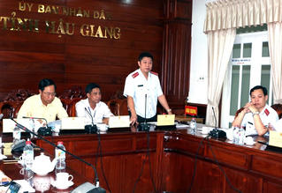 Thanh tra công tác cán bộ tại Hậu Giang