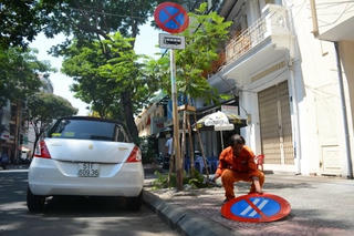 TP Hồ Chí Minh: Cấm đậu ô tô nhiều tuyến đường