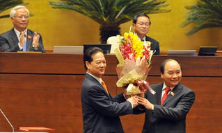 [Ảnh]: Thủ tướng Nguyễn Xuân Phúc tuyên thệ