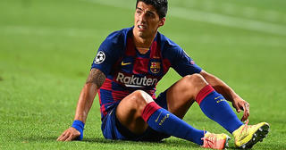 Luis Suarez tức giận vì bị Barcelona ngăn sang Atletico