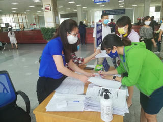 TP HCM: Bố trí không quá 1/3 số cán bộ, nhân viên làm việc tại cơ quan
