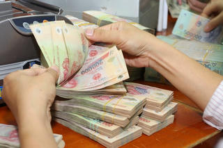 Kéo giảm nợ công