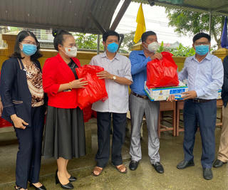 Thừa Thiên-Huế: Hỗ trợ nhu yếu phẩm cho học sinh đang cách ly tập trung
