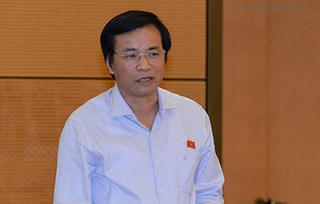 Cấm sử dụng ô tô do doanh nghiệp tặng để phục vụ cá nhân