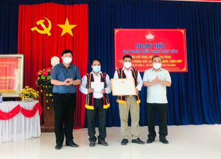 Quảng Ngãi: Vùng miền núi huyện Trà Bồng tổ chức Ngày hội Đại đoàn kết toàn dân tộc