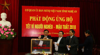 MTTQ TP Vinh: Vận động hơn 5,3 tỷ đồng giúp người nghèo