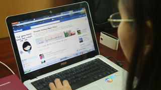 Sổ tay: Không dễ dãi bấm 'like'