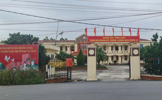 Gia đình Phó Bí thư thường trực, Chủ tịch HĐND xã không chấp hành Chỉ thị 16