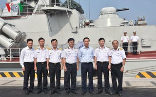 Ông Võ Văn Thưởng thăm, chúc tết Vùng 2 Hải quân