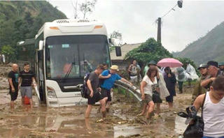 UBTƯ MTTQ Việt Nam hỗ trợ nhân dân tỉnh Lào Cai