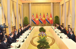 Tổng Bí thư, Chủ tịch nước Nguyễn Phú Trọng hội đàm với Chủ tịch Triều Tiên Kim Jong-un