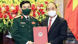 Bộ trưởng Bộ Quốc phòng Phan Văn Giang được thăng quân hàm Đại tướng