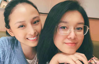 [ẢNH] 'Sao' Việt trong ngày: Phương Nga trân quý tình bạn với Thùy Dung sau sóng gió lao lý