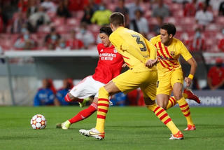 Cú sốc bảng E cúp C1: Barca thua thảm 0-3, Bayern lập kỷ lục 