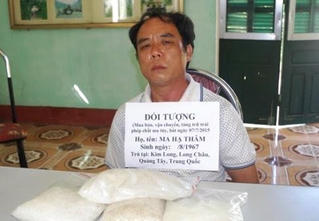 Cao Bằng: Bắt đối tượng người Trung Quốc vận chuyển 4 kg ma túy đá vào Việt Nam tiêu thụ