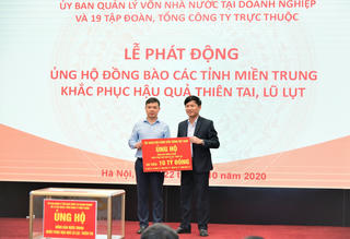 VNPT ủng hộ 10 tỷ đồng để hỗ trợ 5 tỉnh miền Trung