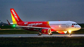 Vietjet ngừng khai thác một số chuyến bay do ảnh hưởng của bão Tapah