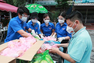 Quảng Nam: 20 triệu đồng hưởng ứng Chương trình “Cơm cho người nghèo”