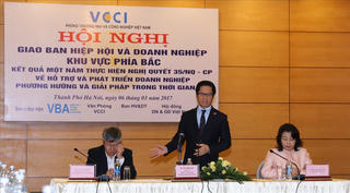 DN đề nghị lãnh đạo Trung ương công khai đường dây nóng