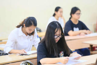 Khảo sát trực tuyến chất lượng học sinh lớp 12
