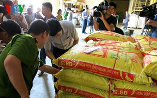 3 đại lý bán thức ăn chăn nuôi giả bị phạt 150 triệu đồng