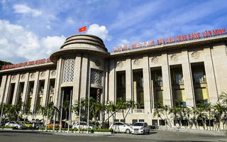 Tín dụng tăng trưởng 7,42%