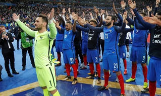 Pháp giành vé dự World Cup sau trận thắng Belarus