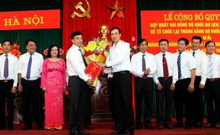 Hợp nhất Đảng bộ Khối Du lịch và Đảng bộ Doanh nghiệp Hà Nội