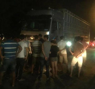 Xe tải tông nhóm người cấp cứu tai nạn, 6 người thương vong